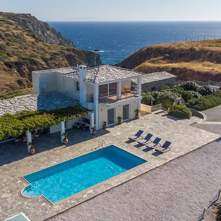 The Alexander Villa Agioi Apostoloi (Evia)